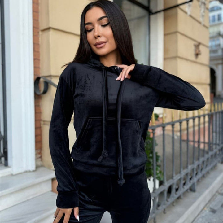 Damen weiches Velours-Lounge-Set mit Kapuzenpullover und tapered Jogginghose Drune