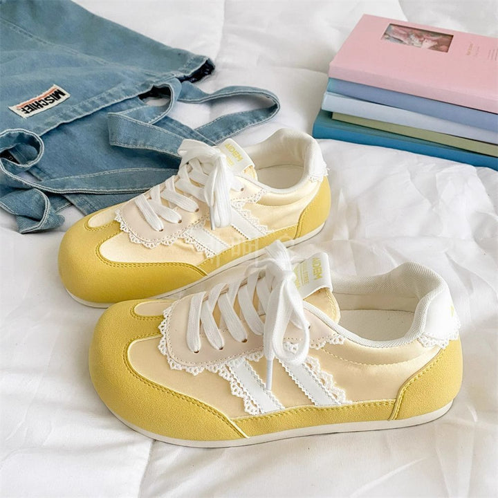 Damen Retro Sneaker mit Spitzen-Details Drune