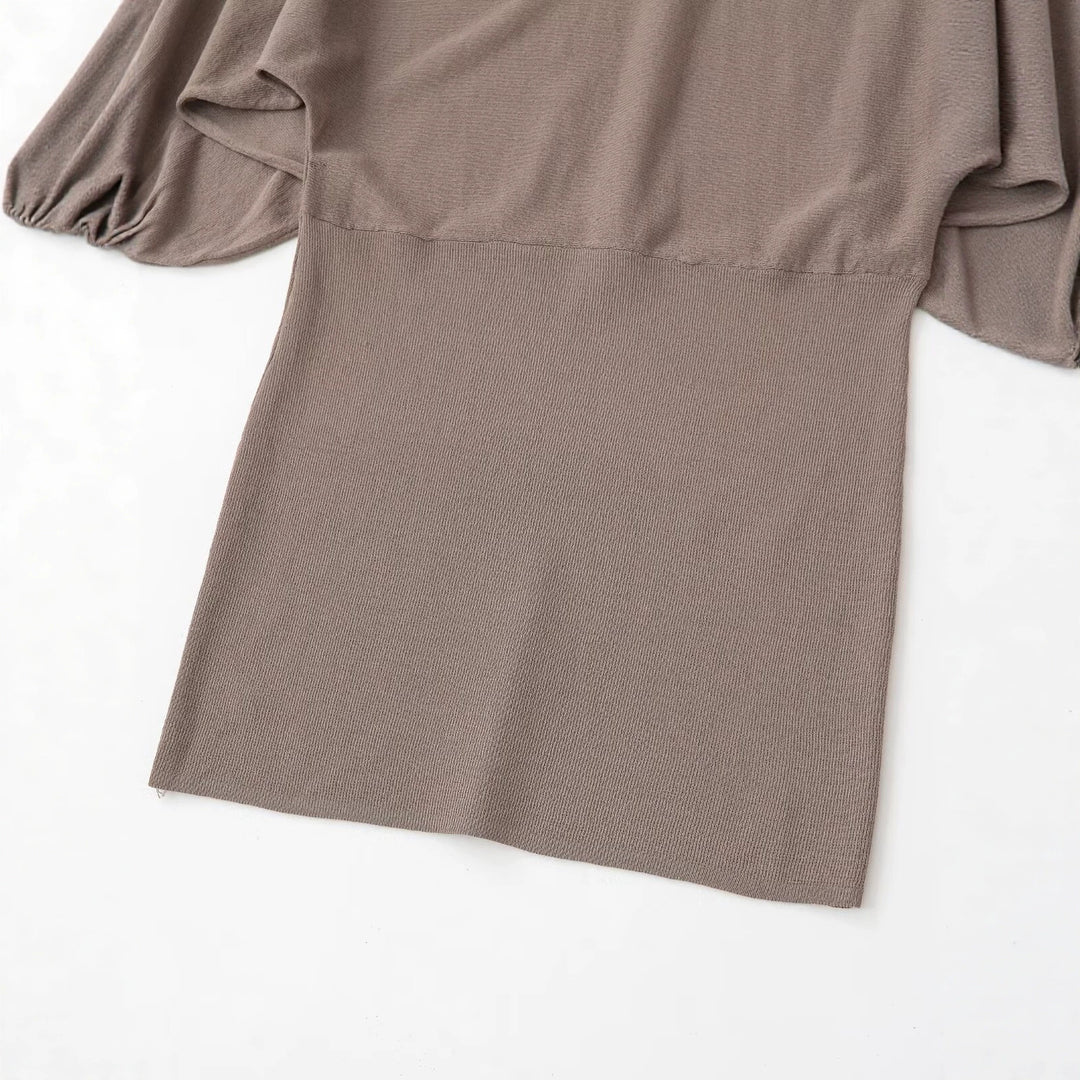 Damen Strickkleid mit überschnittenem Fledermaus-Poncho und Ballonärmeln Drune