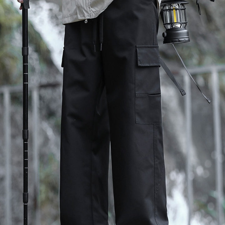Herren Oversized Outdoor‑Cargohose mit Zugbund, großen Klapp‑ und Utility‑Taschen Drune