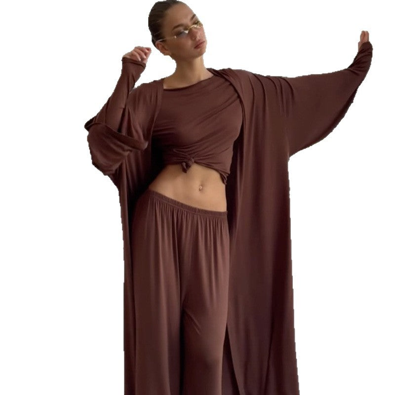 Damen Loungewear-Kombination mit weit geschnittenem Oberteil und weiten Hosen Drune