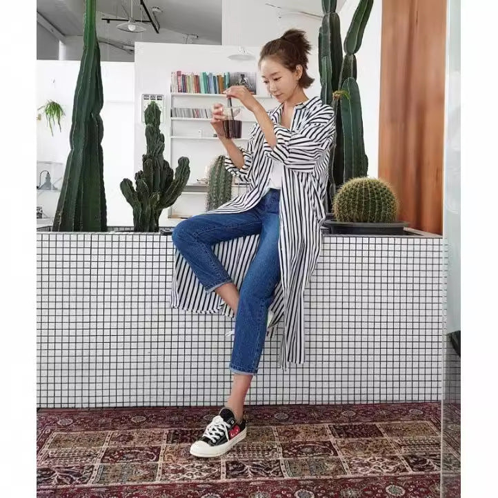 Damen Langes Gestreiftes Hemdmidaxi mit Stehkragen, Oversize‑Schnitt und tiefen Seitenschlitzen Drune