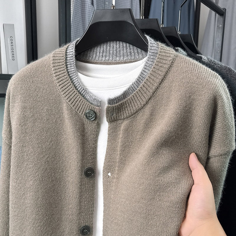 Damen Kurze Strickjacke mit Kontrastkragen und Knopfleiste Drune
