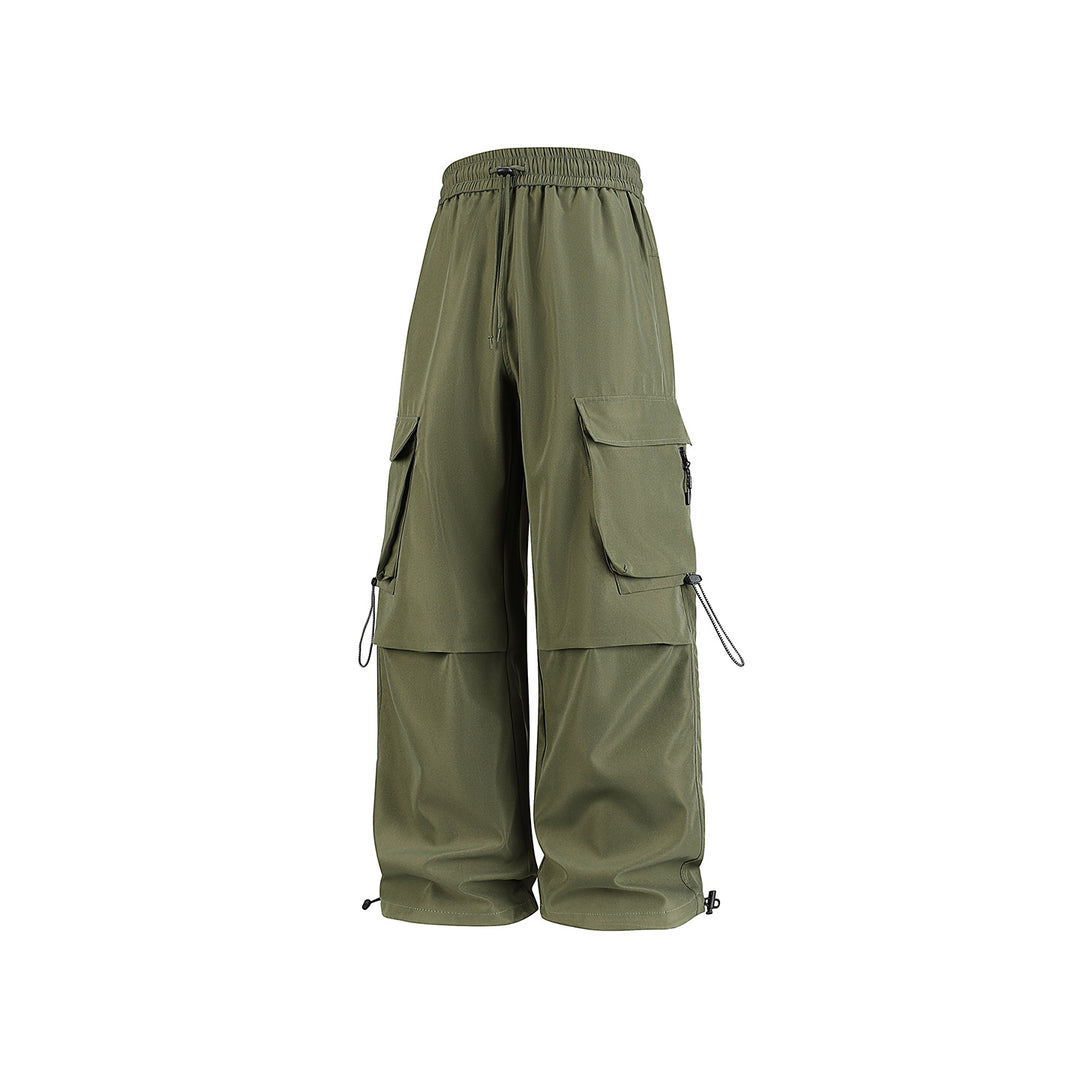Herren Baggy‑Cargohose im Tech‑Utility‑Stil mit elastischem Tunnelzugbund, großen Klappfächern und Zipper‑Details Drune