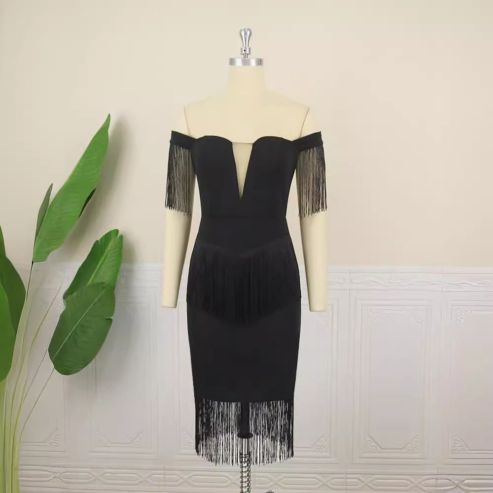 Damen Kleid mit Fransen und tiefem V-Ausschnitt Drune