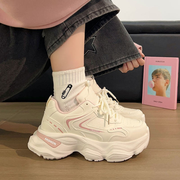 Damen Skulpturierte Wedgesneaker mit stufiger Plateausohle, atmungsaktivem Mesh und gepolstertem Komfortkragen Drune