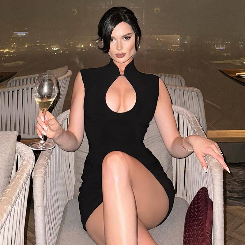Damen Kleid mit schmalem Schnitt und elegantem Stehkragen Drune
