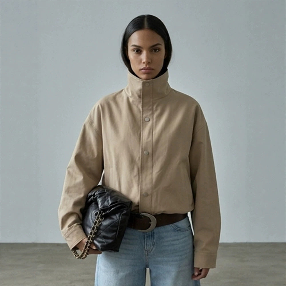 Damen Kurze kastige Canvasjacke mit hohem Stehkragen und Druckknopfleiste Drune
