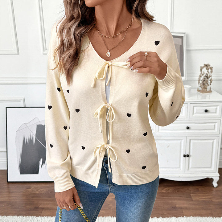 Damen Feinstrick-Cardigan mit dekorativen Schleifenverschlüssen und Herz-Motiv Drune