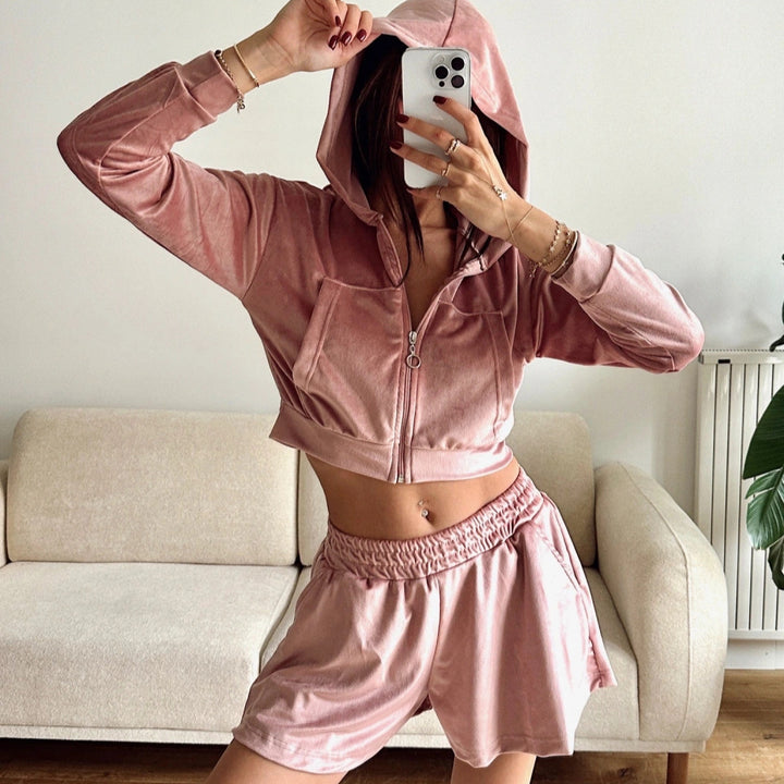 Damen lässiges Fleece-Set mit cropped Hoodie und bequemen Shorts