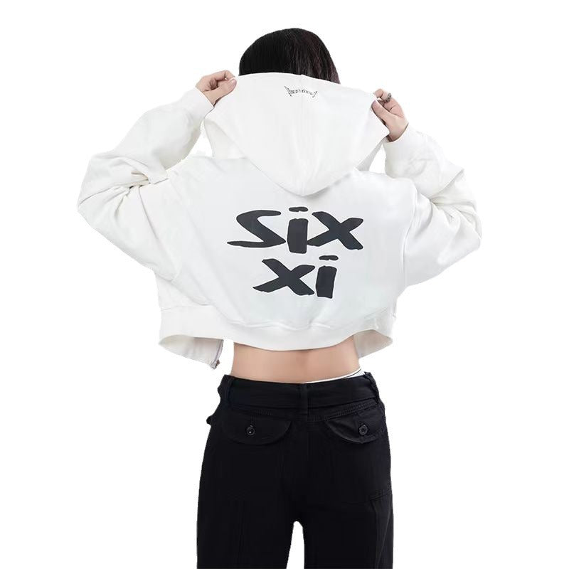 Damen nan cropped Kapuzenpullover im Streetwear-Style mit auffälligem Rückenprint und geripptem Saum Drune