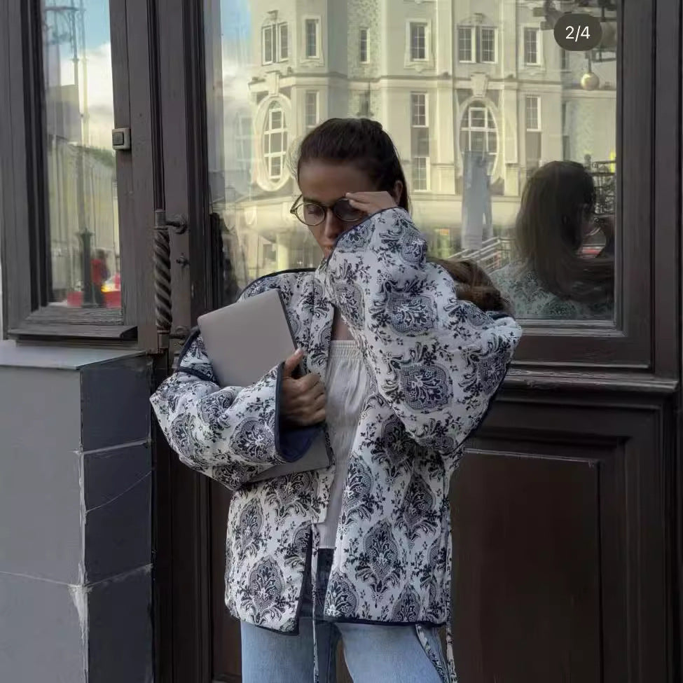 Damen gewattete Kimono-Jacke mit Taillengürtel und ornamentalem Print Drune