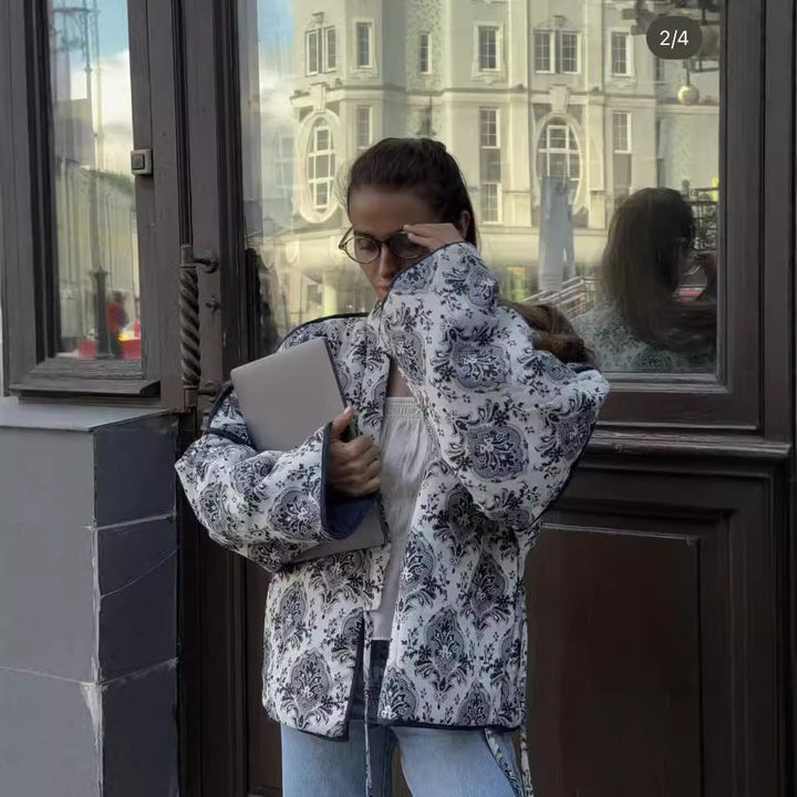 Damen gewattete Kimono-Jacke mit Taillengürtel und ornamentalem Print Drune