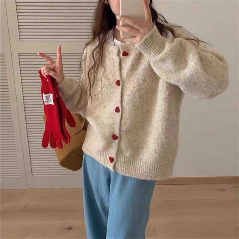 Damen kuschelige Strickjacke mit Herzknöpfen Drune