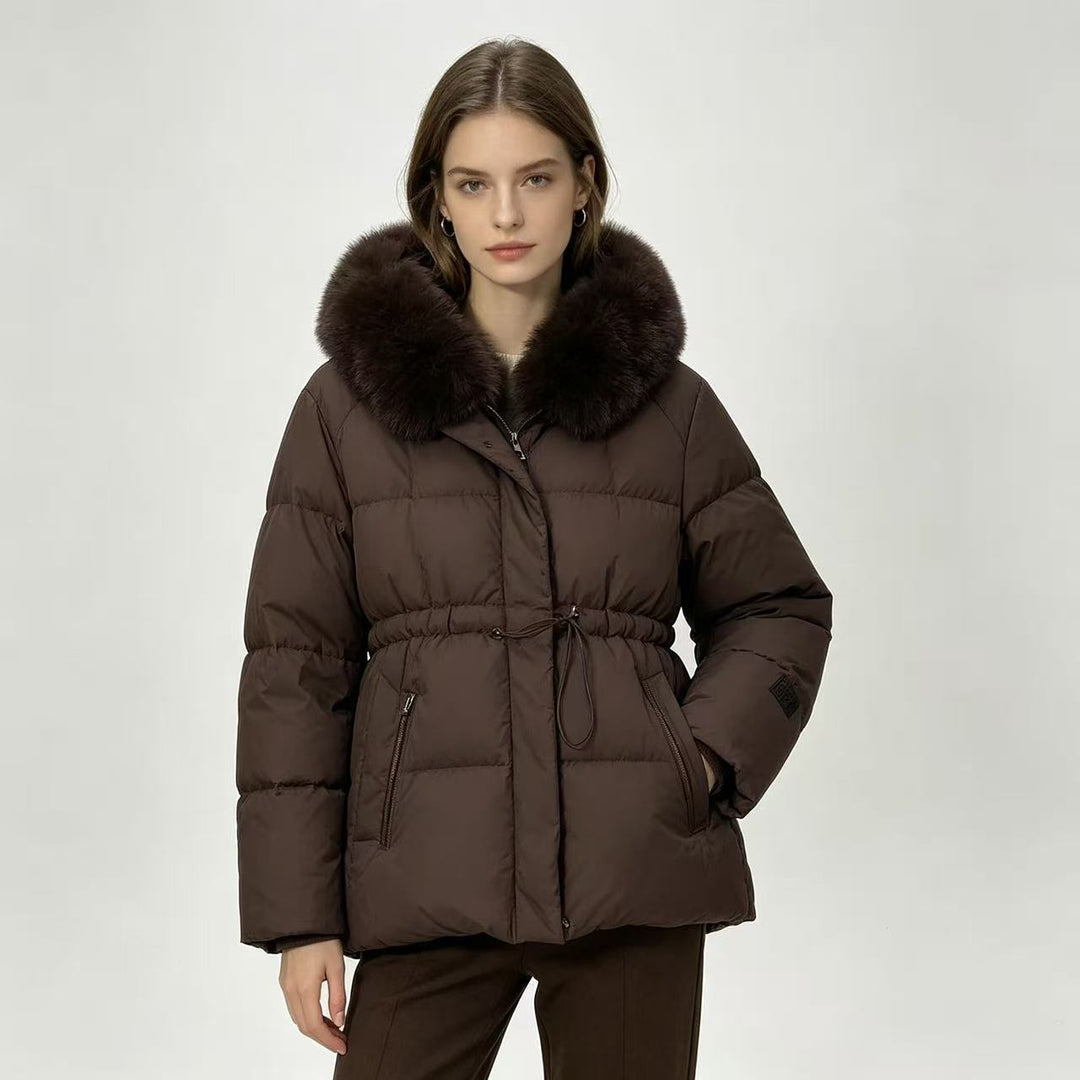 Damen nan kurze wattierte Steppjacke mit Kordelzugtaillierung und voluminösem Fellkragen Drune