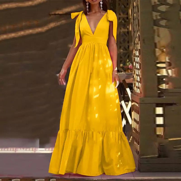 Damen Maxikleid mit festlichen Rüschendetails und tiefem V-Ausschnitt Drune