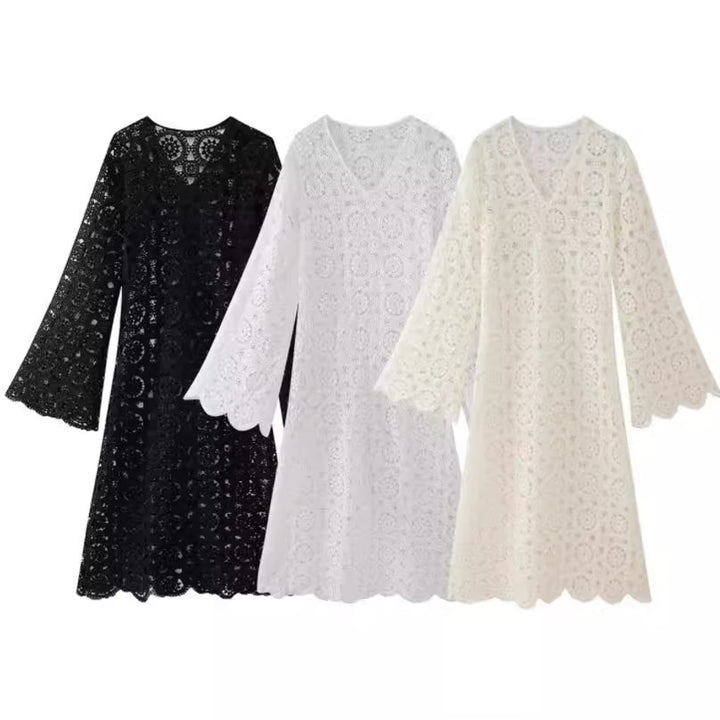 Damen 50+ gehäkeltes Maxikleid‑Kaftan mit V‑Ausschnitt, Trompetenärmeln und floraler Lochspitze Drune