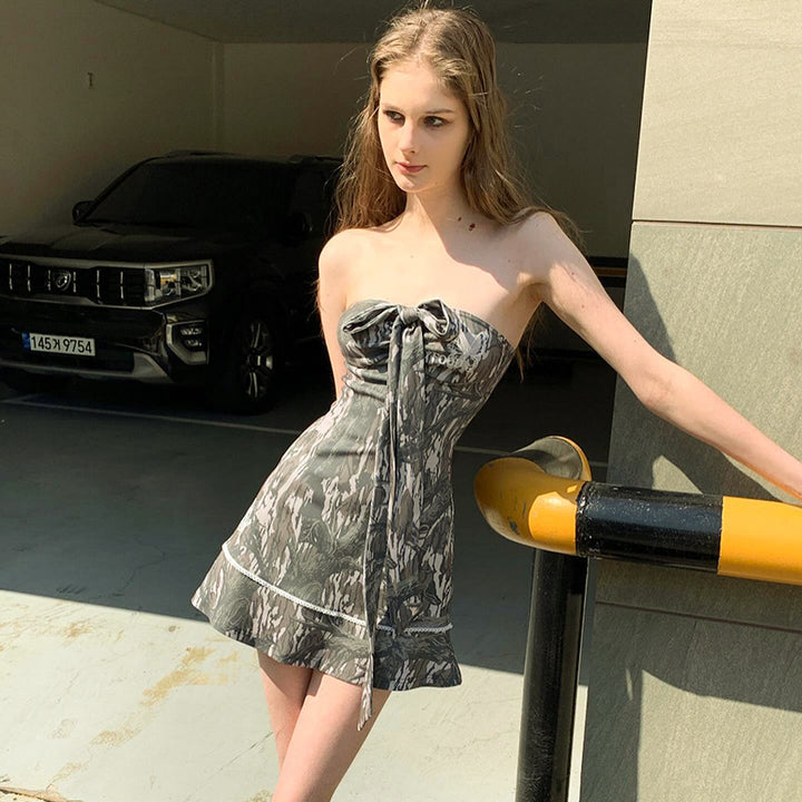 Damen Wickelkleid mit charmantem Bindegürtel und verspieltem Muster Drune