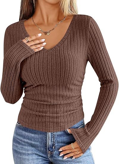 Damen Geripptes tailliertes Langarm-Feinstrickshirt mit V‑Ausschnitt und Ärmelschlitz Drune