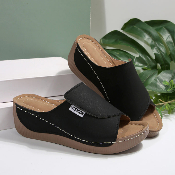 Damen Flip-Flop-Pantoletten mit ergonomischer Sohle und modischem Riemendesign Drune