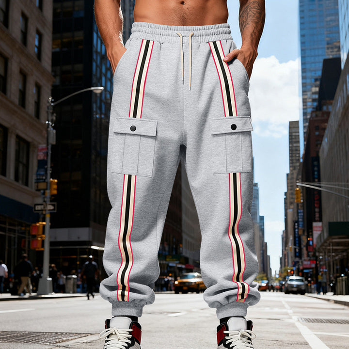 Herren Cargo-Jogginghose im Urban-Streetwear-Look mit Kontraststreifen und Klappentaschen Drune