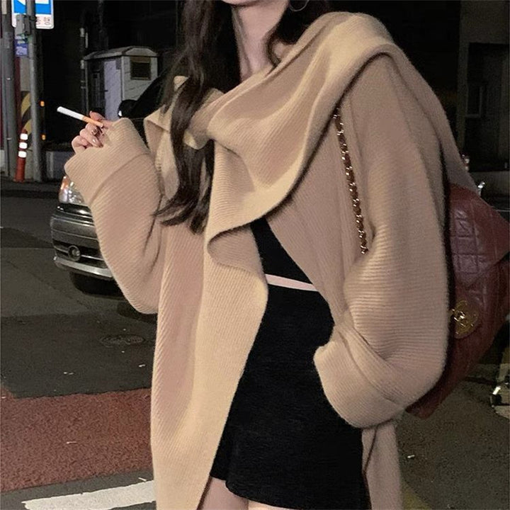 Damen Grobstrickpullover mit asymmetrischem Schnitt und voluminösen Ärmeln Drune