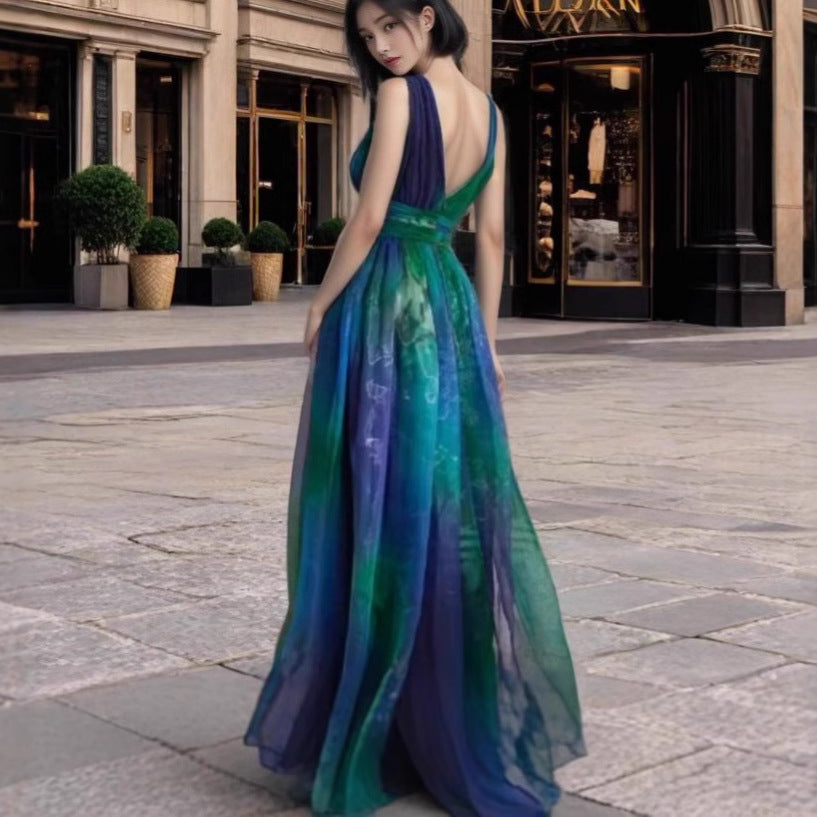 Damen Elegantes Abendkleid mit schimmernden Tüll-Lagen und tiefem V-Ausschnitt Drune