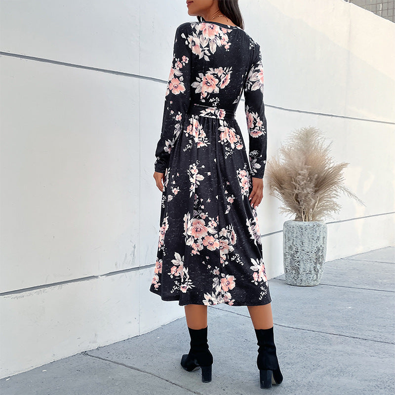 Damen Wickel-Midikleid mit tailliertem Bindegürtel, ausgestelltem Rock und V‑Ausschnitt Drune