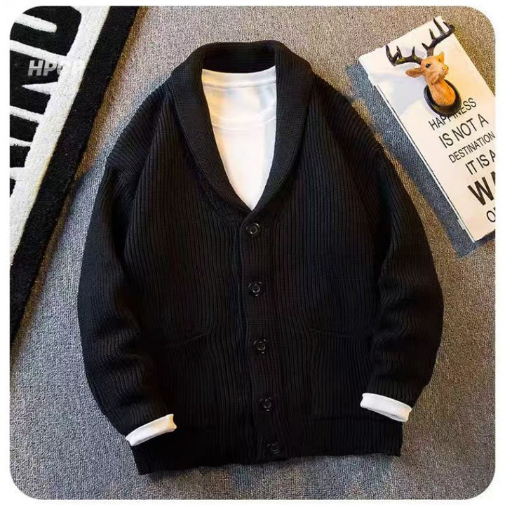Herren Schalkragen-Cardigan aus grobem Rippstrick mit Taschen & Knopfleiste Drune