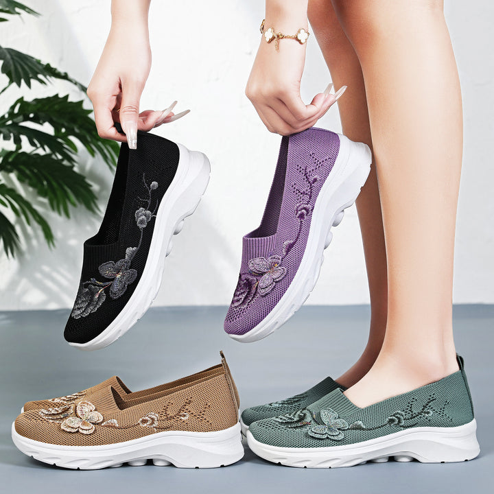 Damen nan gestrickte Slip-On Slipper mit Schmetterlings-Stickapplikation und dämpfender EVA-Plateausohle Drune