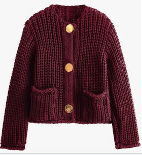 Damen kuschelige Strickjacke mit goldenen Knöpfen und Taschen Drune