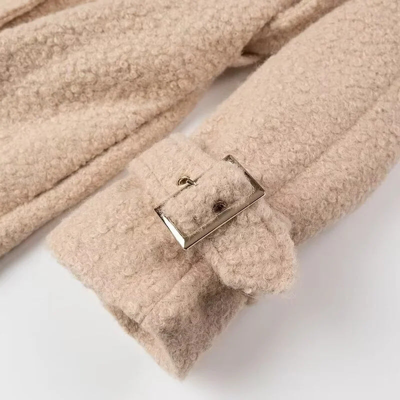 Damen nan langer Teddy-Mantel mit Schalkragen, Taillengürtel und Schnallenmanschetten Drune