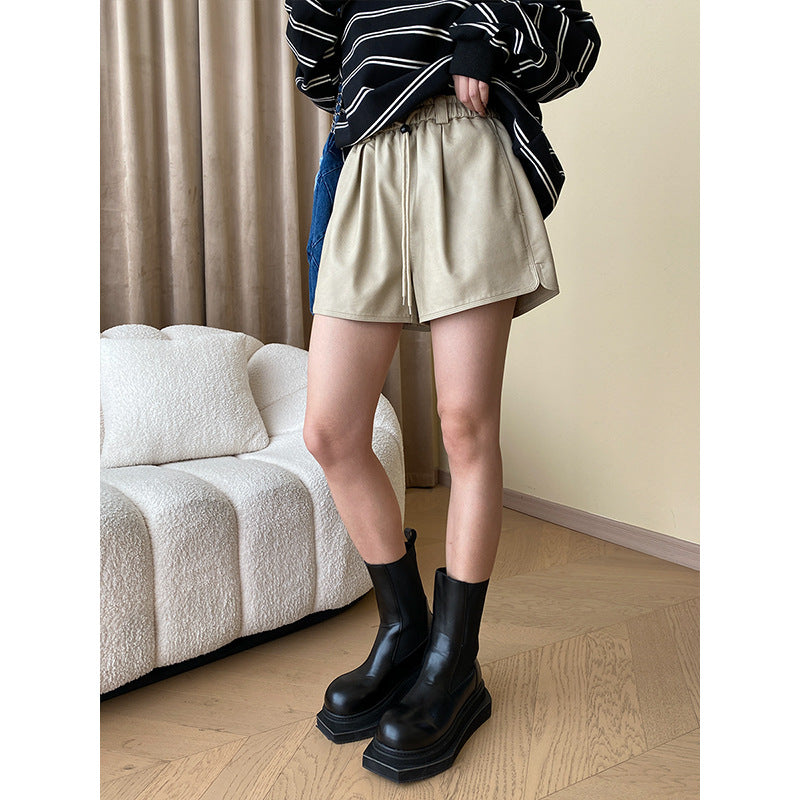 Damen modische Shorts aus veganem Wildleder mit elastischem Bund und praktischen Seitentaschen Drune