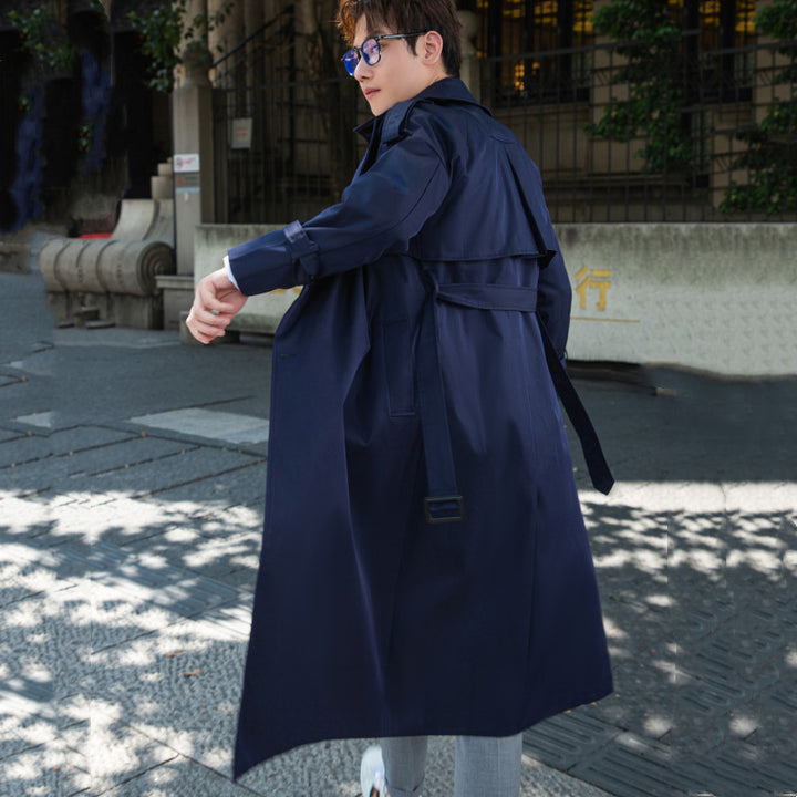 Herren Eleganter langer Trenchcoat mit Bindegürtel und Rückenpasse Drune