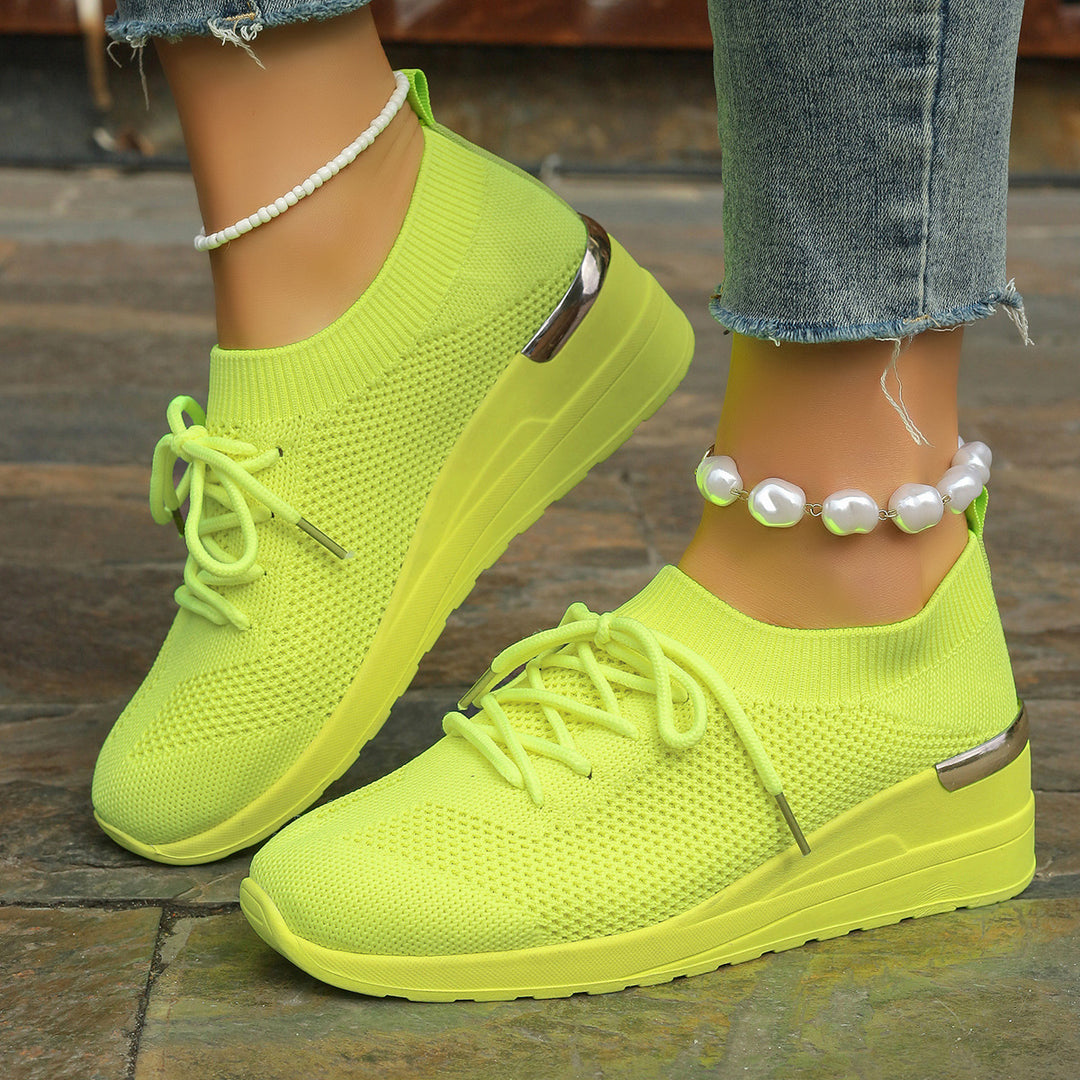 Damen bequeme Sport-Sneaker mit atmungsaktivem Obermaterial und eleganter Plateausohle Drune