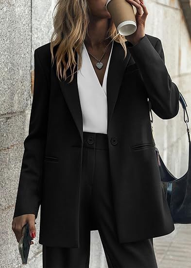 Damen Elegantes Anzugset mit taillierter Silhouette und modernen Akzenten Drune