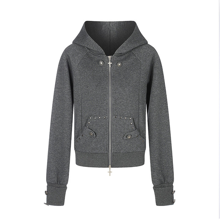 Damen taillierte Kapuzen‑Sweatjacke mit Frontreißverschluss, Nietenbesatz und Taschenapplikation Drune