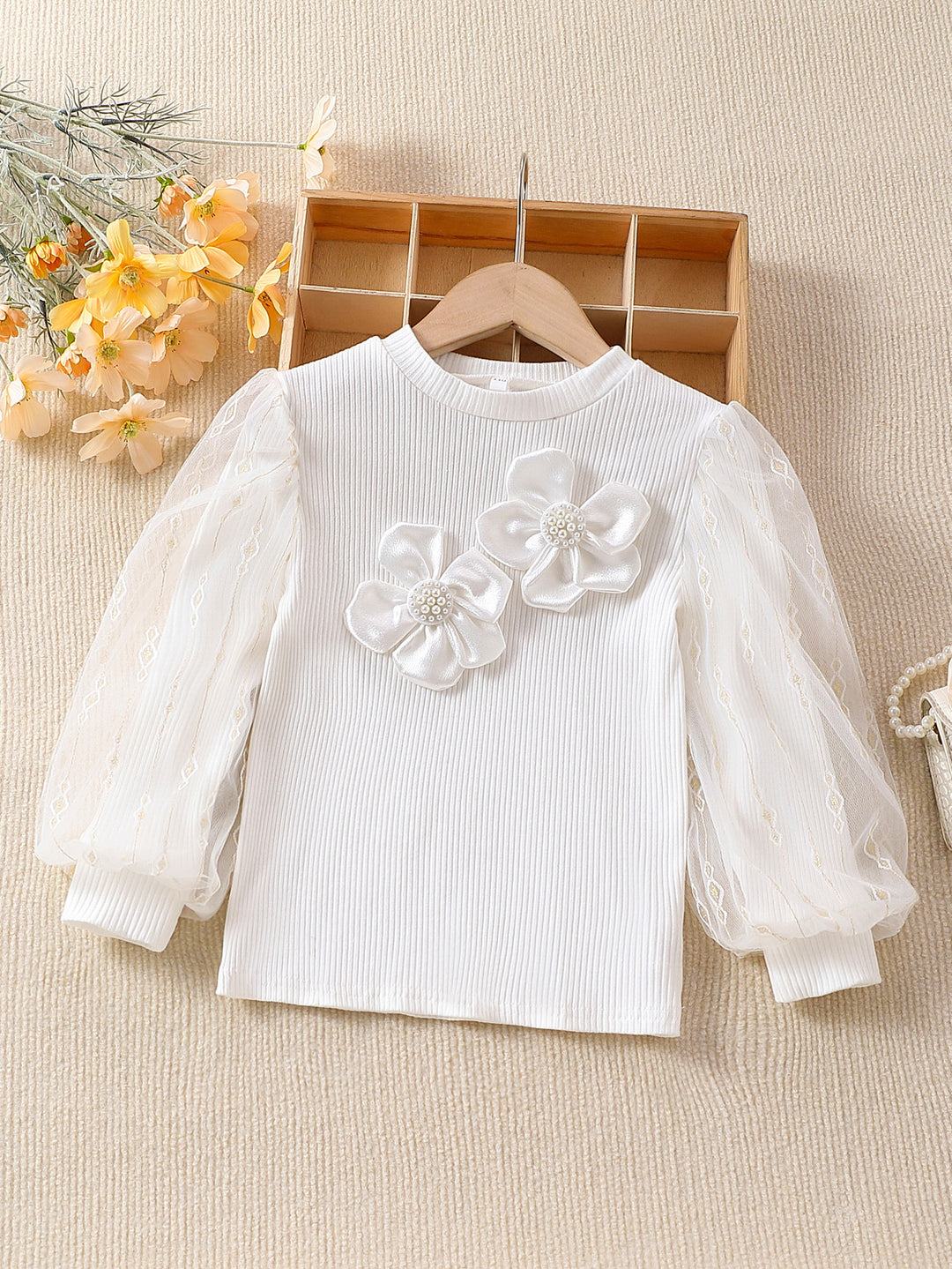 Mädchen modische Bluse mit transparenten Puffärmeln und floralen Akzenten Drune