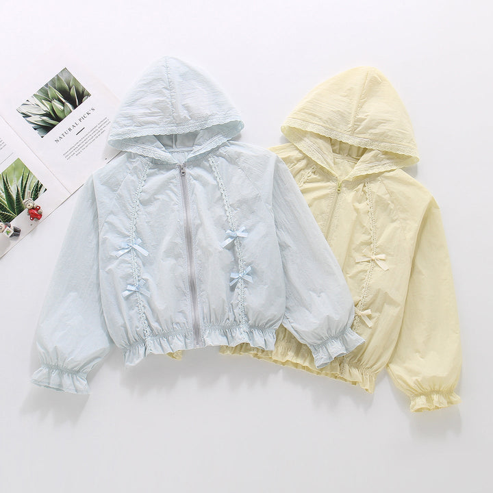 Damen nan romantische Kapuzenjacke mit Spitzendekor, Zierschleifen und gerafftem Saum Drune