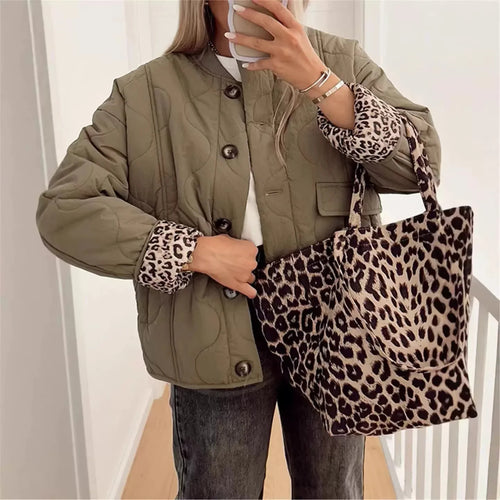 Damen nan wattierte Steppjacke mit kastiger Silhouette, geripptem Stehkragen und aufgesetzten Pattentaschen Drune