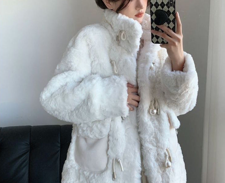 Damen Flauschige Übergangsjacke mit dekorativen Knöpfen Drune