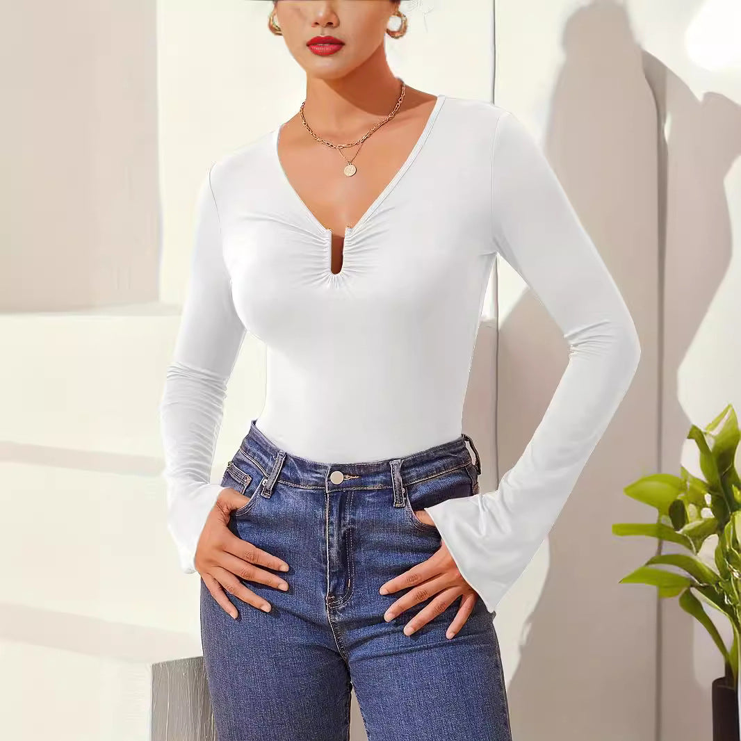 Damen nan tailliertes Langarmshirt mit gerafftem Schlitz-Ausschnitt und spitzem Zipfelsaum Drune