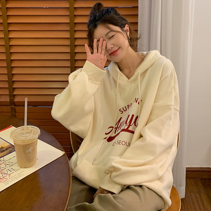 Damen Hoodie mit modernem Schriftzug und lässiger Passform