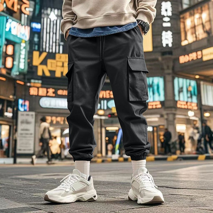 Herren Tapered Cargo-Jogginghose mit Kordelzug, aufgesetzten Klappentaschen und elastischen Bündchen Drune
