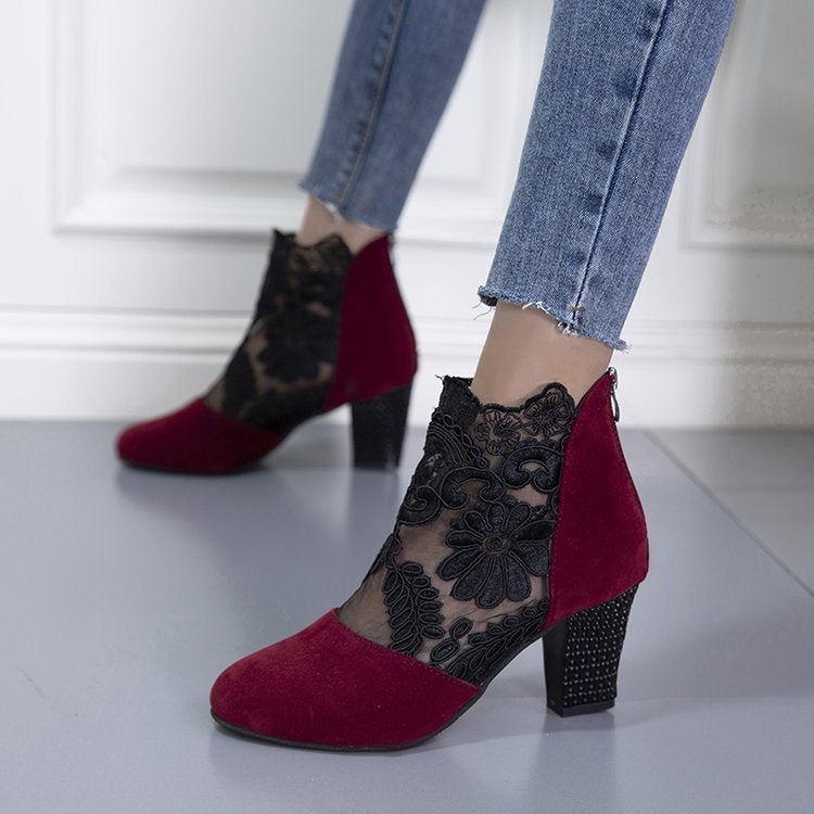 Damen nan elegante Spitzen-Stiefelette mit floralem Mesh-Einsatz, Reißverschluss und verzierendem Blockabsatz Drune