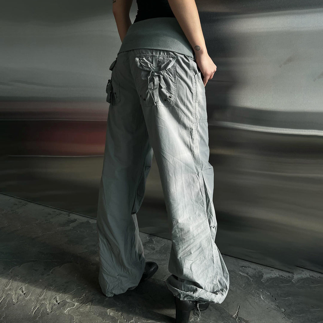 Damen Weite Cargo-Hose mit hohem Umschlagbund, Utility-Tasche und Kordelzug Drune