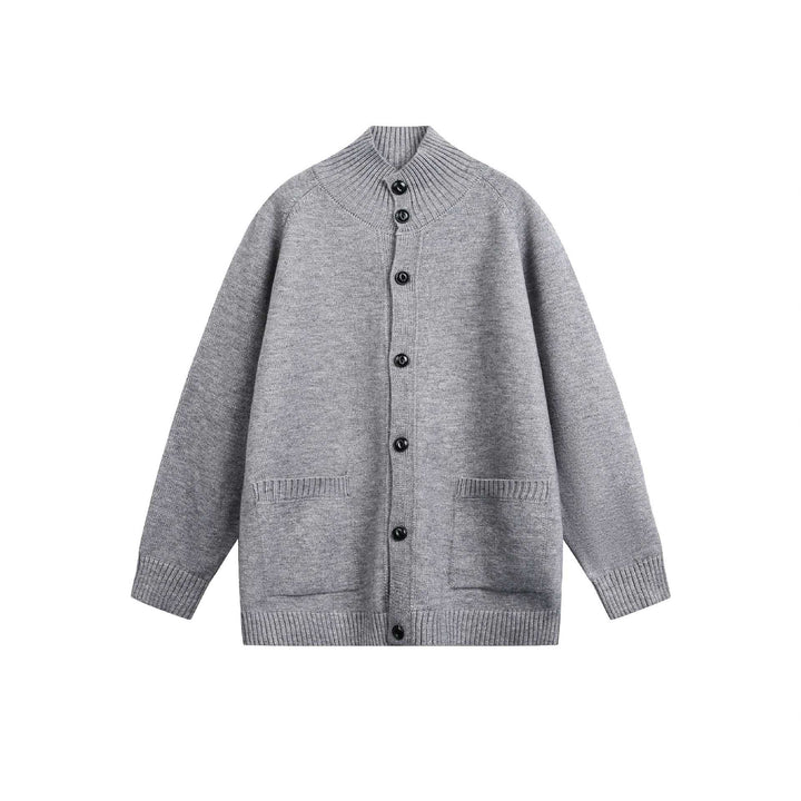 Unisex Cardiganjacke mit hohem Rippkragen, durchgehender Knopfleiste und Eingrifftaschen Drune