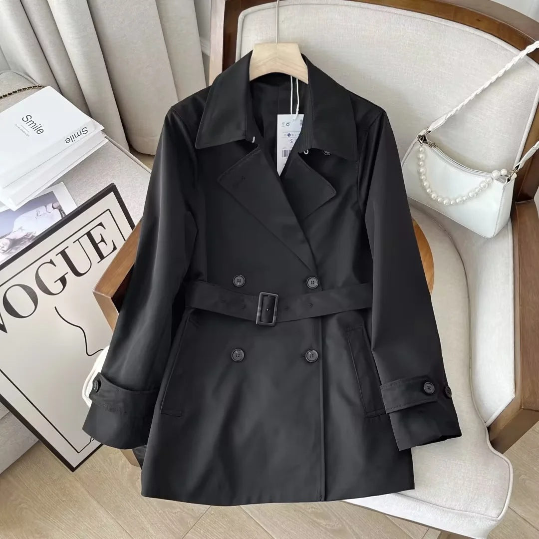 Damen Trenchcoat mit doppelter Knopfleiste und taillierbarem Gürtel Drune