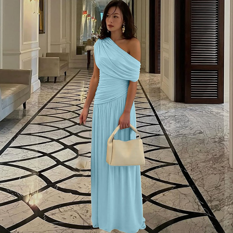 Damen Elegantes asymmetrisches Maxikleid mit Raffungen Drune