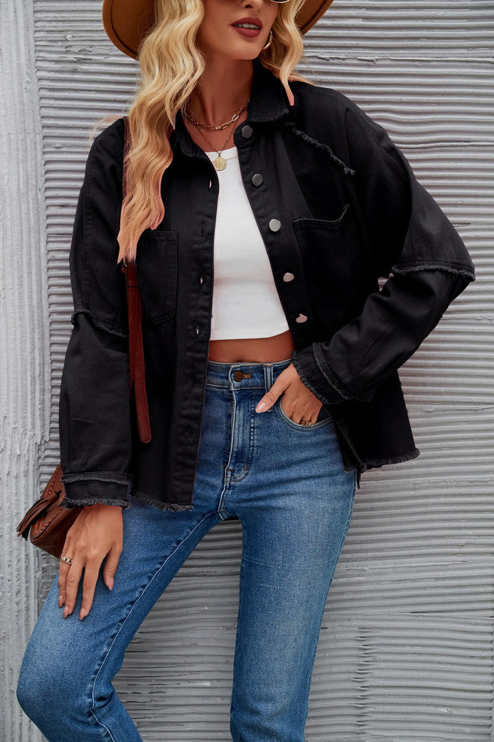 Damen Denimjacke mit lässigem Schnitt und fransigen Details Drune